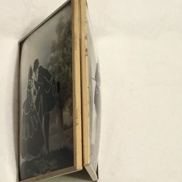Set of vintage Convex Glass Reverse painted Silhouette Pictures Victorian scenes - Picture 14 of 16